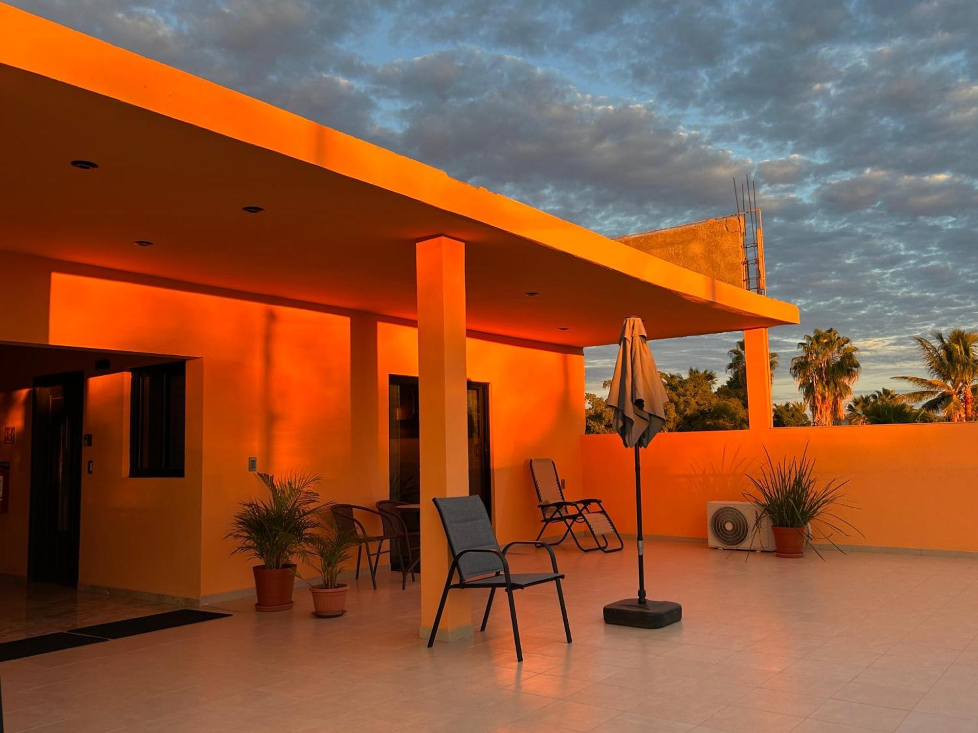 Tres Iguanas Apart Hotel - New, Cozy & Spacious Flats, Short Walk To Beach Loreto  Exterior foto